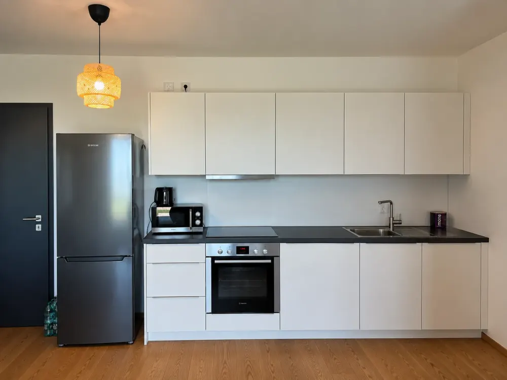 Nachmieter gesucht, moderne 2-Zimmer-Neubauwohnung mit großer Loggia in München Schwabing-Freimann