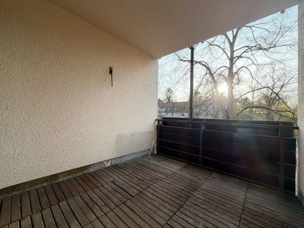 Written Inquiries Only! Modern 2-Room Apartment with Loggia & Garage - Gebersdorf