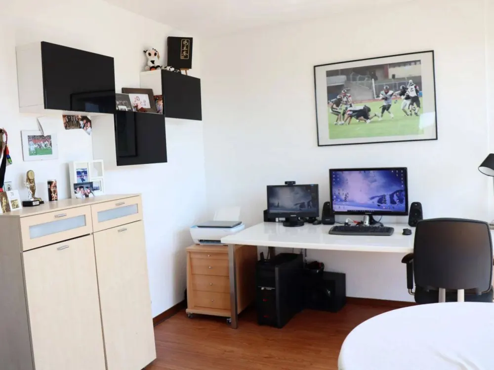 Düsseldorf Derendorf - Moderne 2 Zimmer WHNG mit sehr großer Dachterasse und Balkon