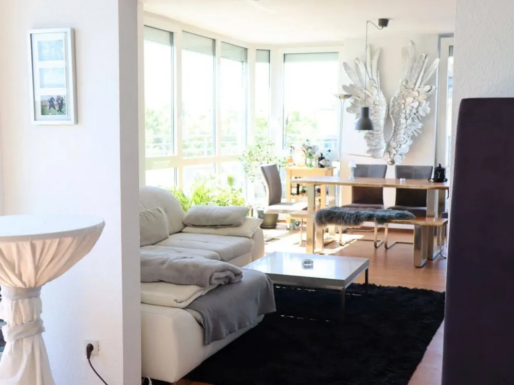 Düsseldorf Derendorf - Moderne 2 Zimmer WHNG mit sehr großer Dachterasse und Balkon