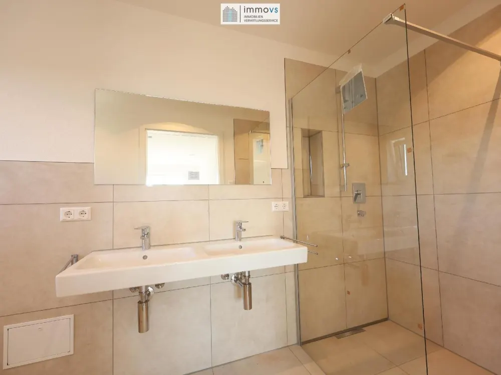 Exclusive 4-Room Apartment in a Quiet Residential Area, Space for the Whole Family...