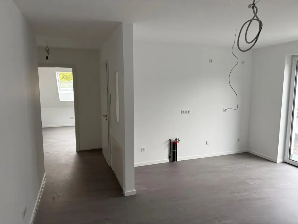 Modern 3-Room Apartment with Balcony in Bad Lippspringe First Occupancy