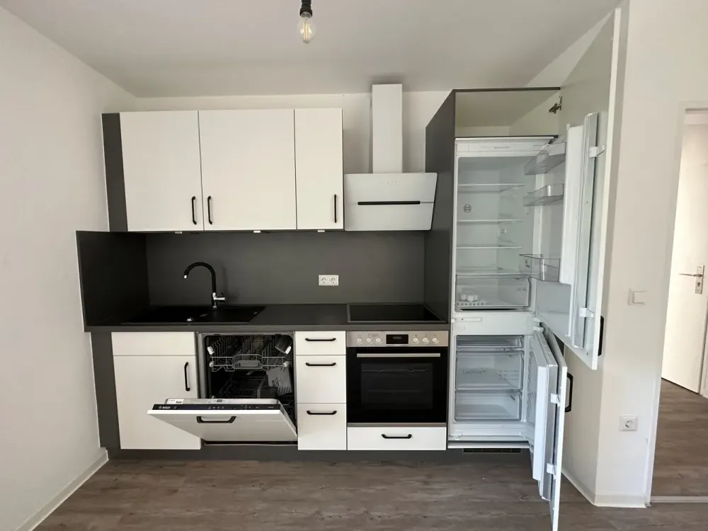 Helle 1-Zimmer-Wohnung mit Balkon