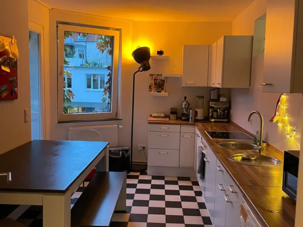 3-person shared flat in Hansaviertel