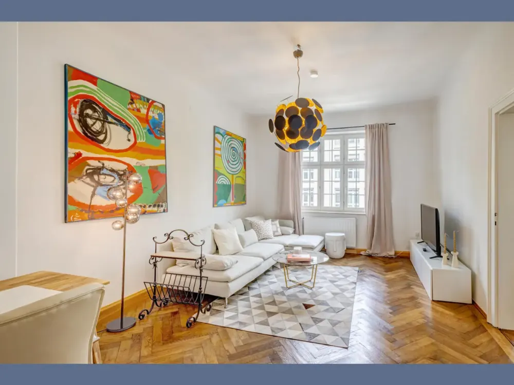 Möbliert: Wiener Platz: Wunderschöne 3-Zimmer Altbauwohnung