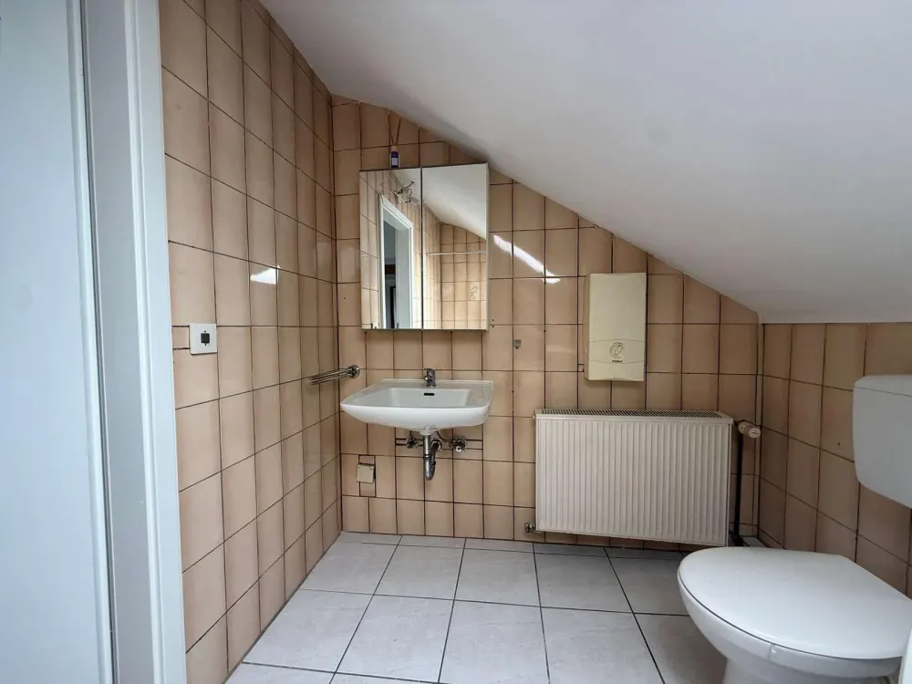 Gemütliche 3-Zimmer-Dachgeschosswohnung mit ca. 72 m² in Friedrichsthal-Bildstock