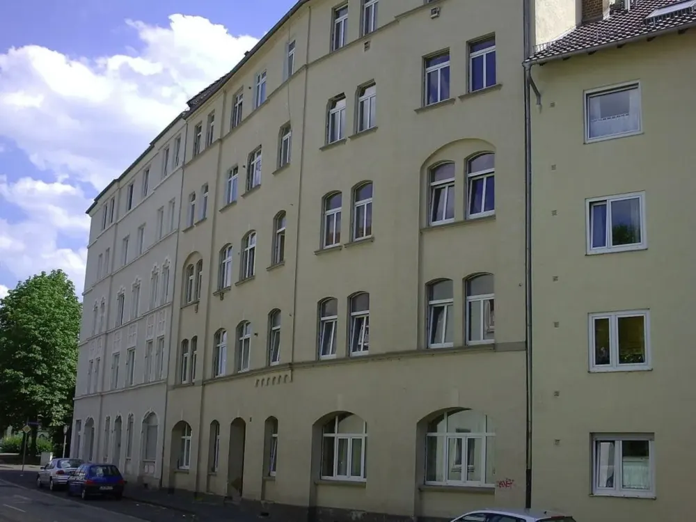 4-5 Zimmer Wohnung mit 110m² im 2.OG in Kassel Miete oder Mietkauf €400+NK