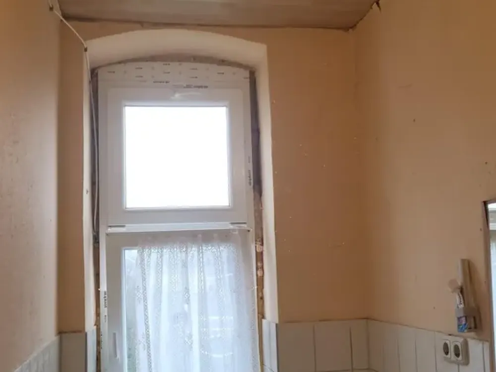 4-5 Zimmer Wohnung mit 110m² im 2.OG in Kassel Miete oder Mietkauf €400+NK