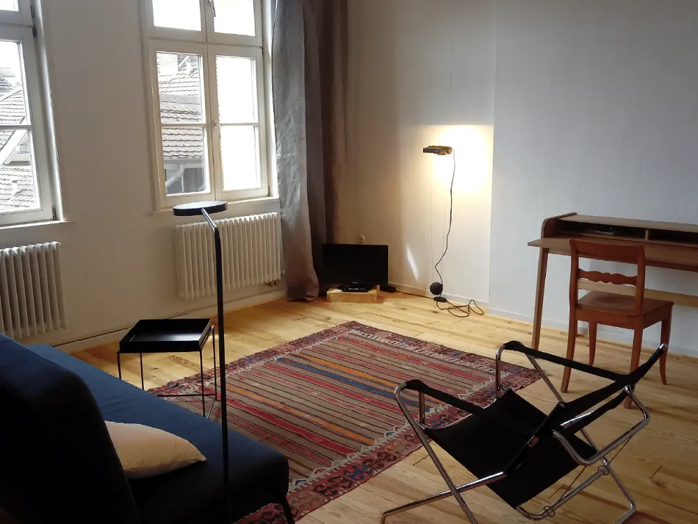 2-Room Apartment - Temporary Rental -