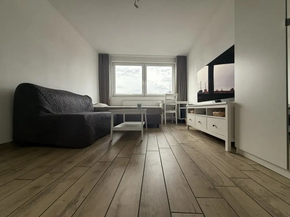 Looking for a Successor Tenant! Attractive 1-Room Apartment at Rudolfplatz Near Belgian Quarter