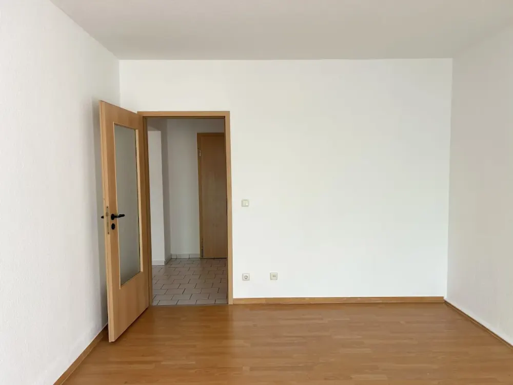 استمتع بالعيش في قلب دريسدن! غرفتان, شرفتان، حمام مع حوض استحمام + مصعد