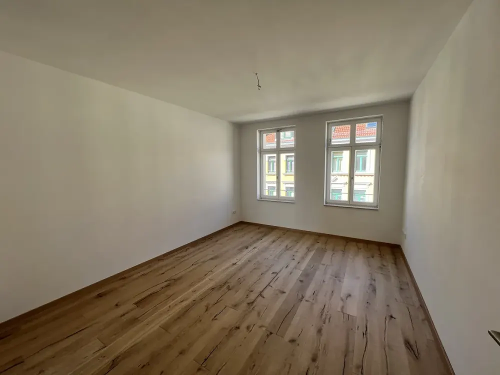 Great 2-Room Apartment with South-Facing Balcony from 01.11.2026