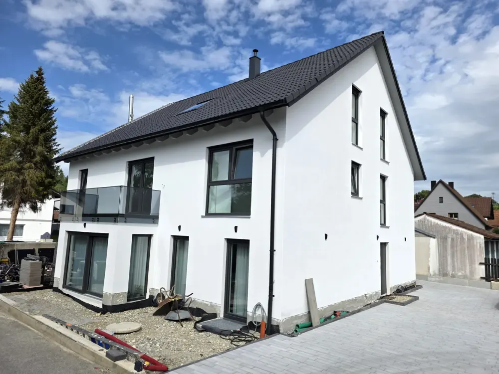 First occupancy in centrally located 3-room apartment in high-quality new building