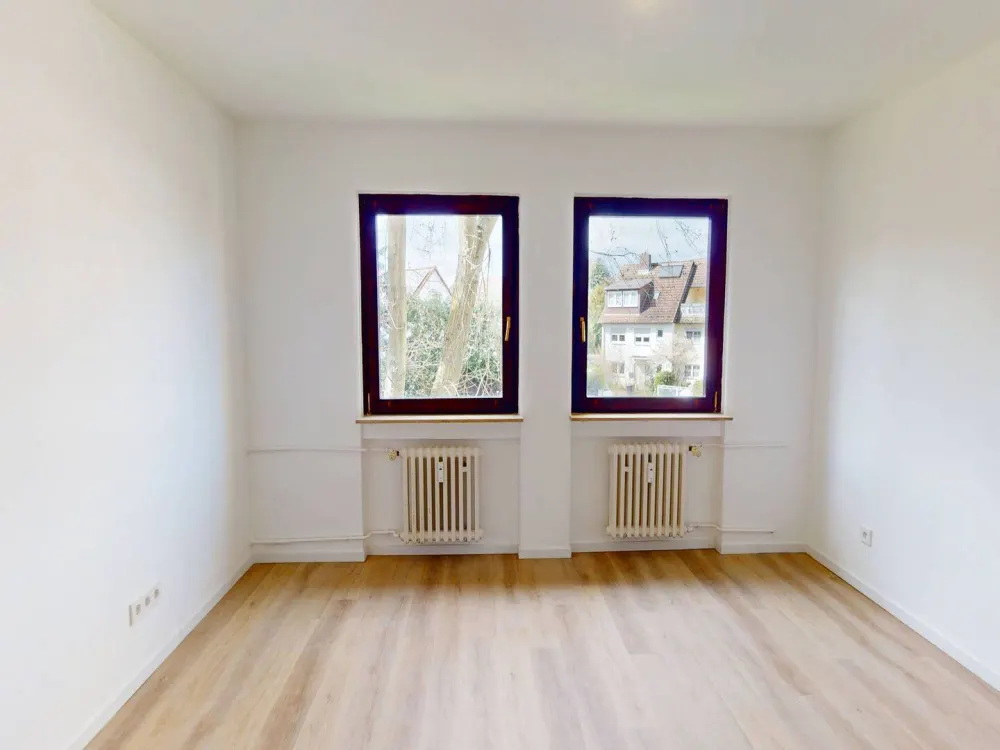 Everything is just right here. | Modern rental apartment with balcony and new bathroom