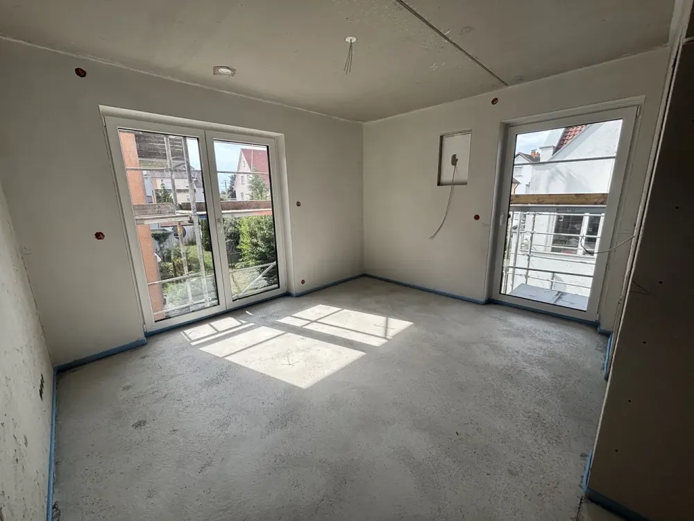 Perfect for Singles & Commuters: Top-Equipped New-Build Apartment