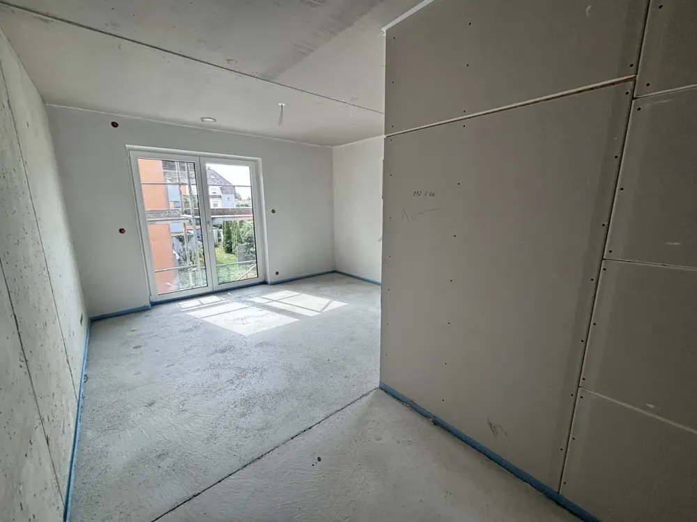 Perfect for Singles & Commuters: Top-Equipped New-Build Apartment