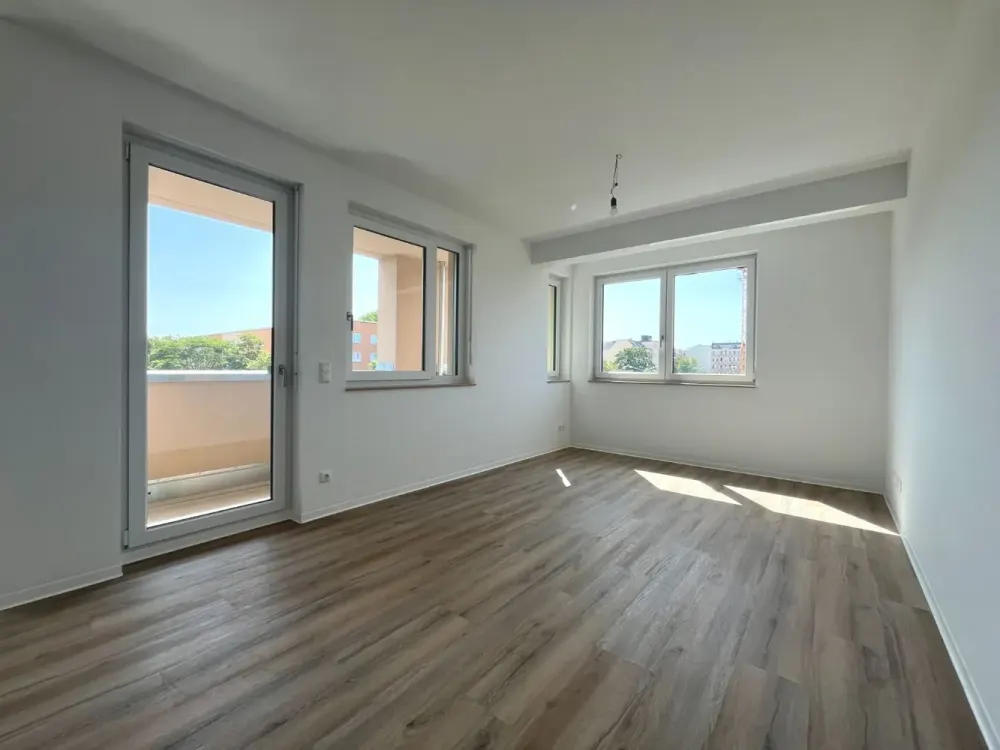 Stylish 3-Room New-Build Apartment with Bathtub, Shower and Loggia in Zentrum-Ost | Optional Fitted Kitchen