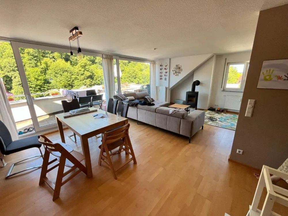 Hochwertige 3,5-Zimmer-Wohnung in zentraler Lage