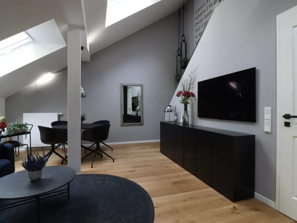 Completely Renovated Attic Apartment - Fully Furnished - with Built-in Kitchen, Large Balcony and Air Conditioning