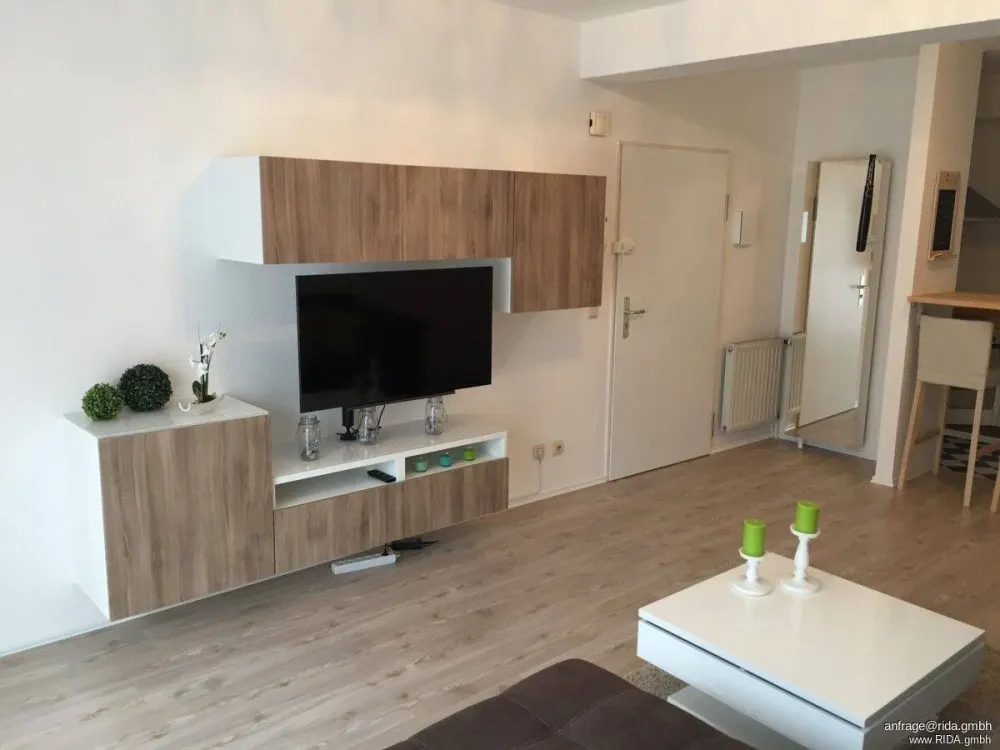 Welc(H)ome® by RIDA FLATS - Köln-Niehl - Stylish Living: Garden, Garage, Rhine & More