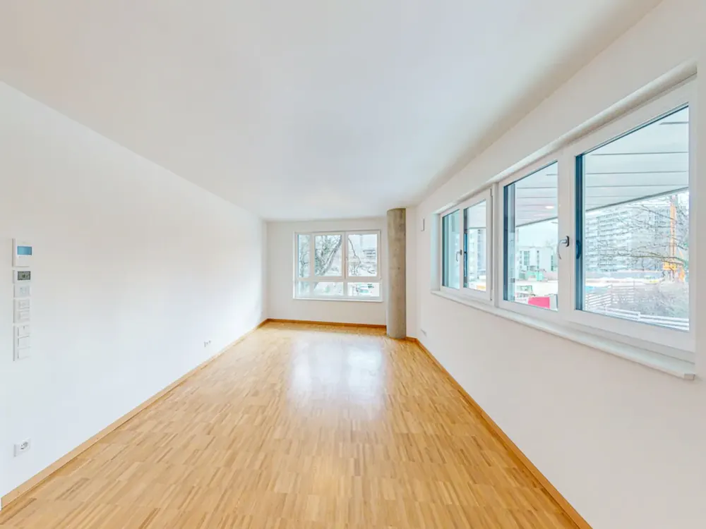 Jetzt einziehen: 2-Zimmer-Wohnung mit Einbauküche im neuen Hochpunkt von München