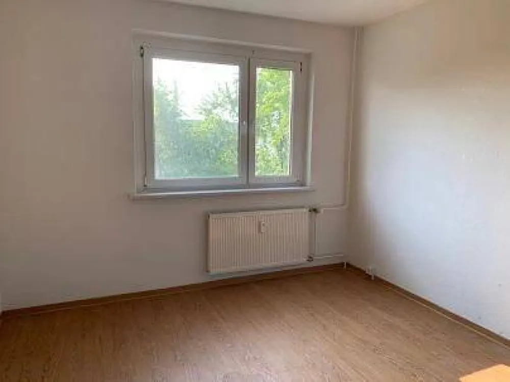 Spacious 3-Room Apartment at Roter Berg!