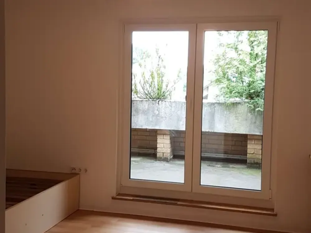 Student Apartment - Cozy 1-Room Apartment with Balcony