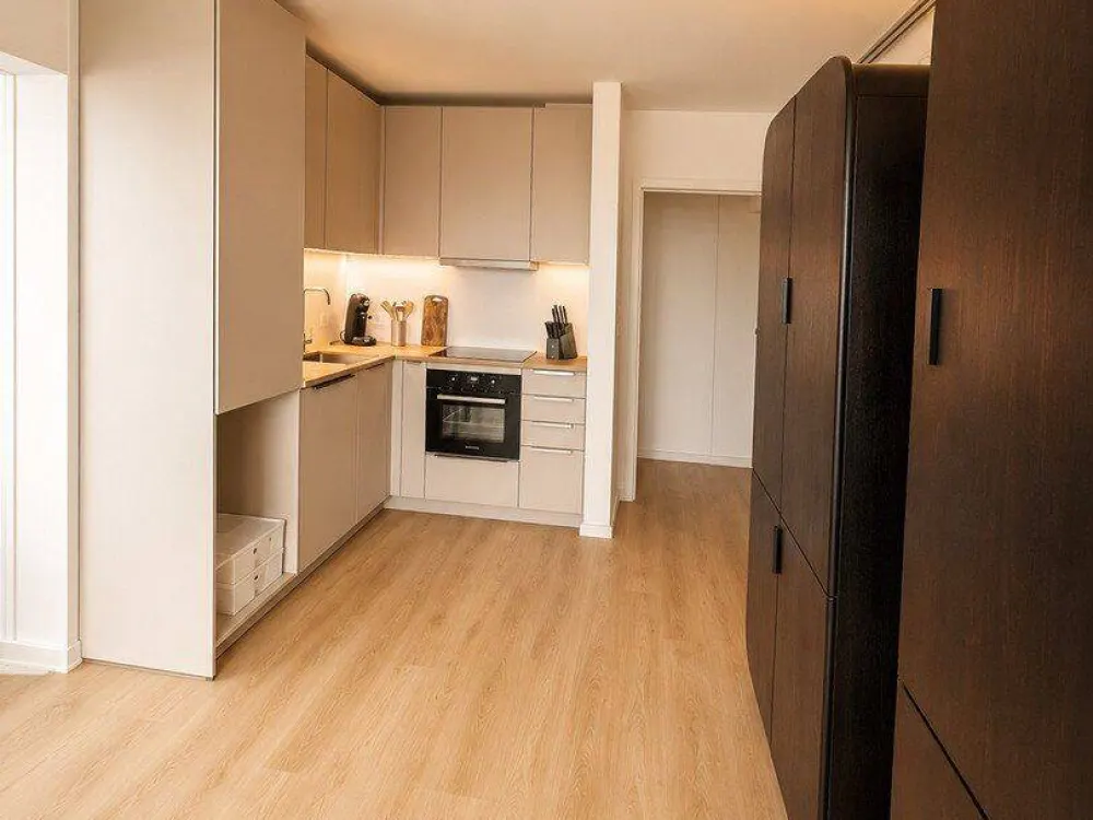 Fully furnished high-rise residence - 29th floor - panoramic views over Hamburg