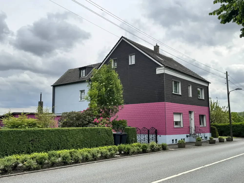 Bright 2.5-Room Apartment in Bochum-Gerthe with Garden Use and Garage in Well-Maintained Building