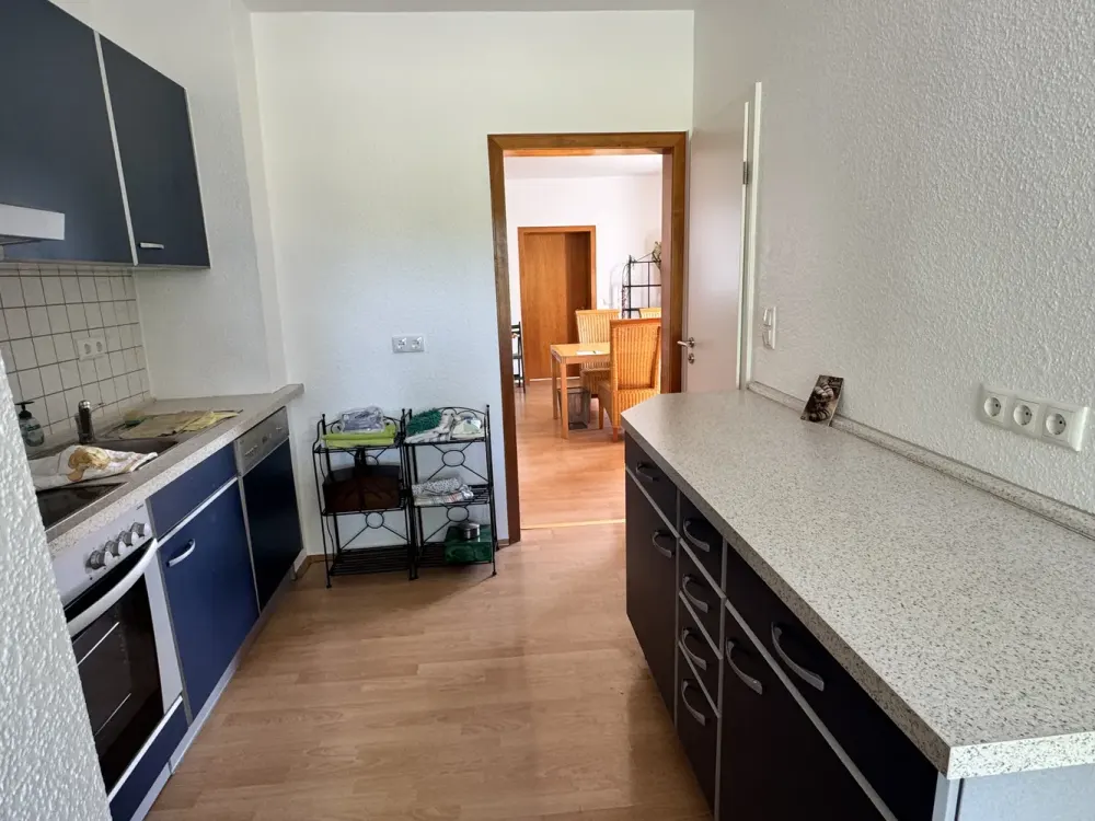 Bright 2.5-Room Apartment in Bochum-Gerthe with Garden Use and Garage in Well-Maintained Building