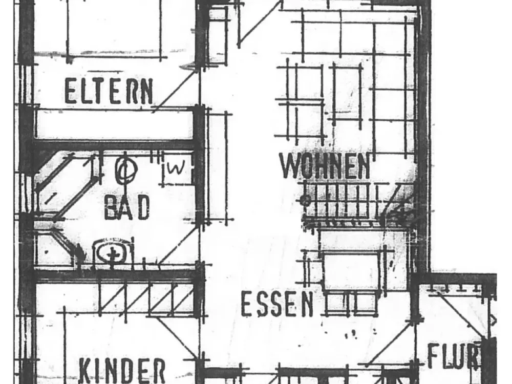 Ruhige 3,5 Zimmer Maisonett-Wohnung mit Balkon und Parkplatz