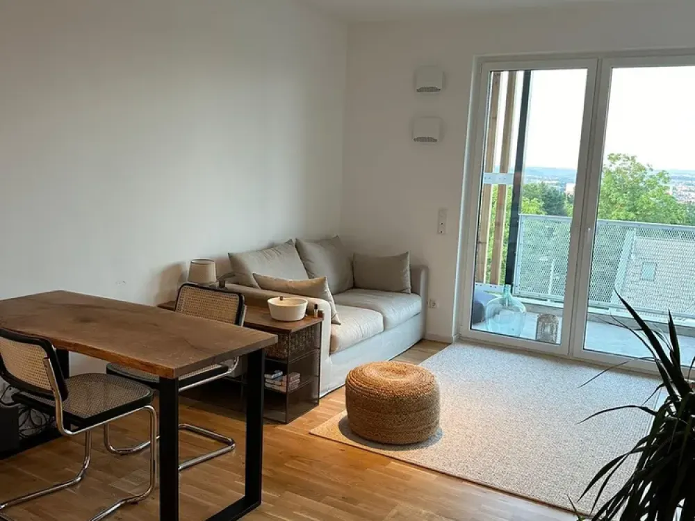 Upscale Furnished and Fully Equipped 1-Room Business Apartment with Balcony in Kassel-Wilhelmshöhe