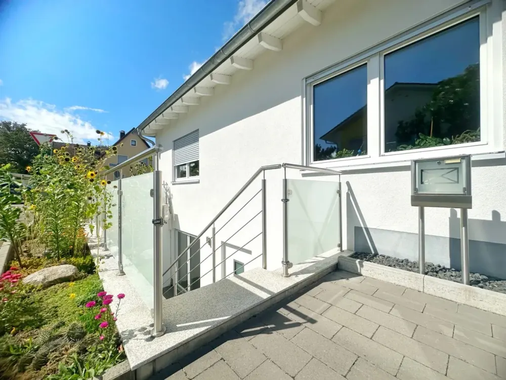 Modern Basement Apartment in Ötigheim: Underfloor Heating, Air Conditioning, LED Spots & Separate Entrance