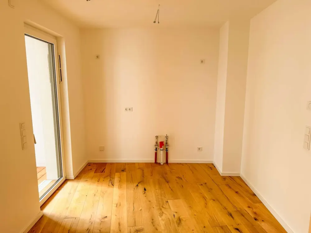 For People with Individual Space Needs - 5 Rooms | First Occupancy | 2 Bathrooms | Elevator | Underground Parking