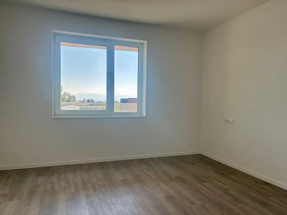 Above the Roofs of Friedrichshafen! Exclusive 3-Room Penthouse