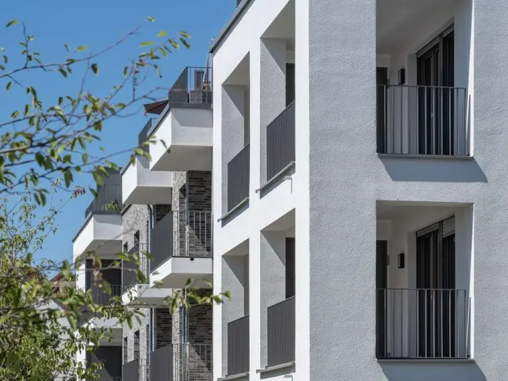 NEUBAU ERSTBEZUG-Charmante 3 Zi Whg-mit Gäste WC und Balkon-Wohnen auf höchstem Niveau