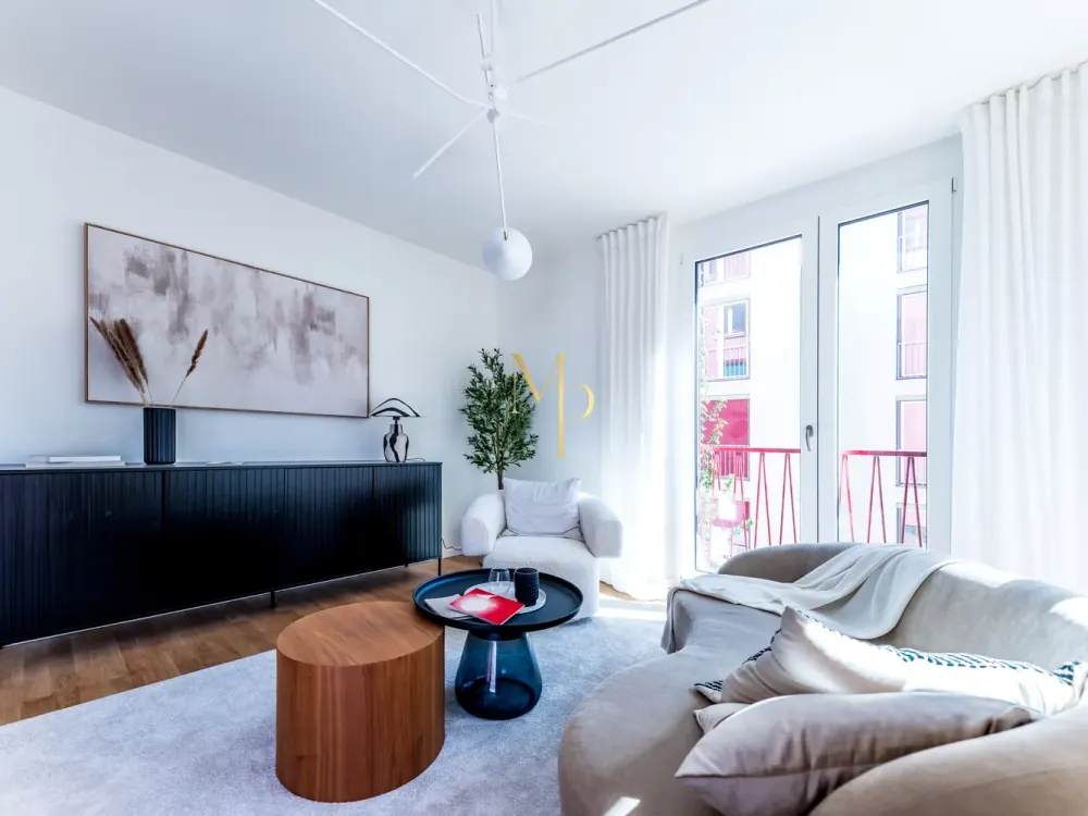 THE ART OF ARRIVING: Möblierte 3-Zimmer-Wohnung mit Südwestbalkon