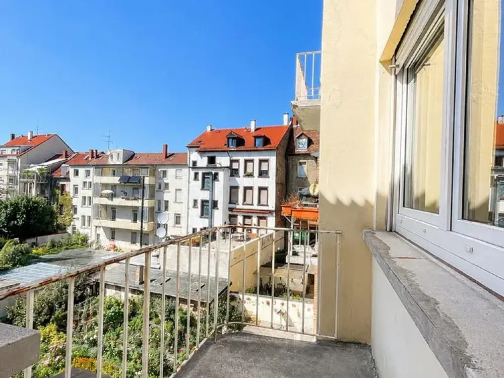 7569 - Sanierte 3-Zimmerwohnung mit Balkon nähe Stadtgarten!
