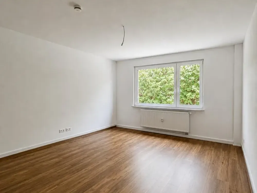 7569 - Sanierte 3-Zimmerwohnung mit Balkon nähe Stadtgarten!