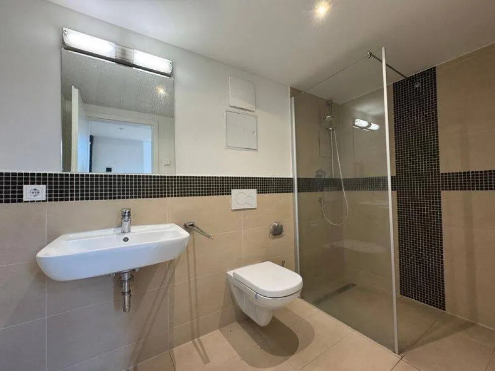 Living Happiness - Individual 1-Room Single Apartment with Fitted Kitchen and Terrace