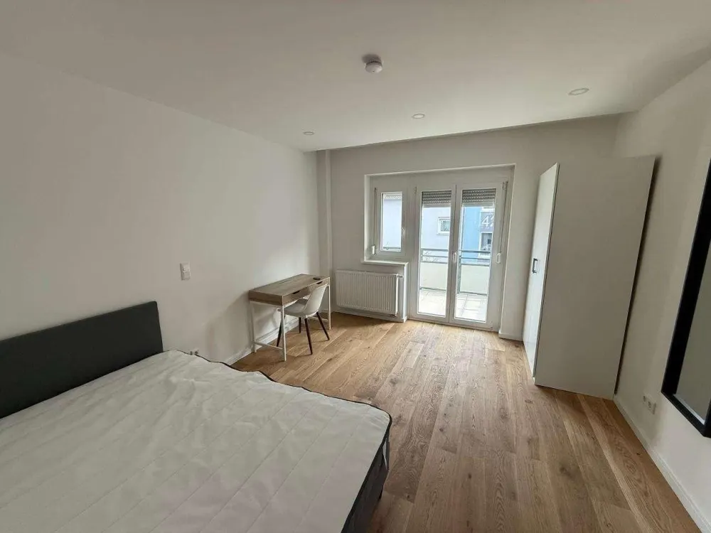 Furnished Shared Apartment Room with Balcony, 560 € All-Inclusive