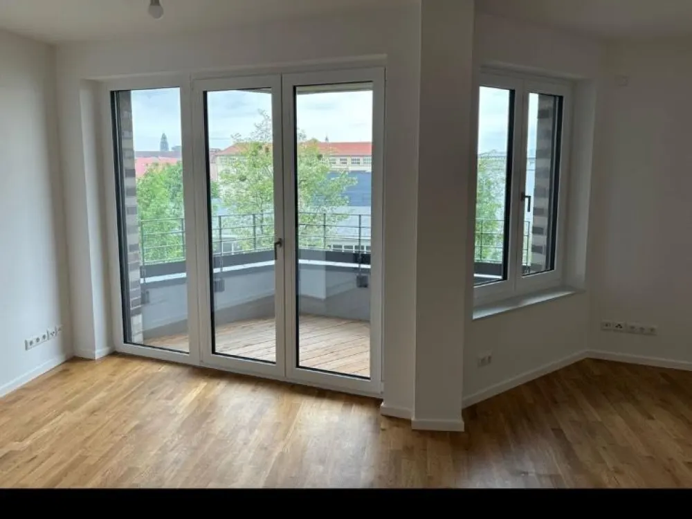 1-Room Apartment with Balcony and Fitted Kitchen