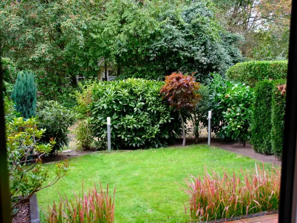 2-Zimmer-Erdgeschosswohnung mit Terrasse und eigenem Garten im Hildener Norden