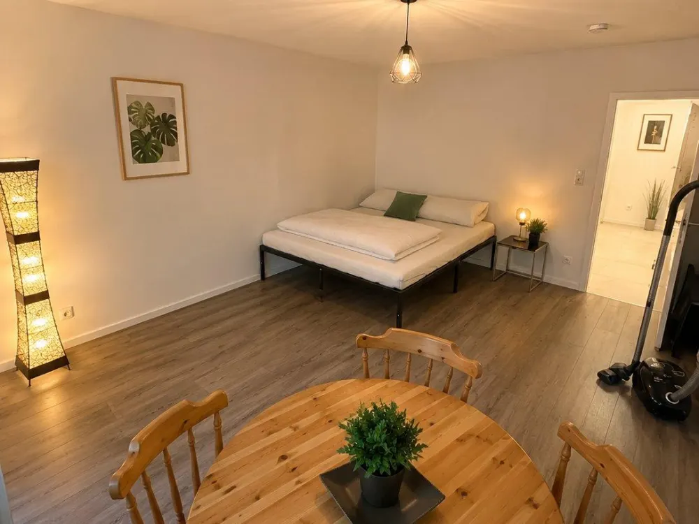 Furnished 1-Room Apartment Balcony & Parking Space, Schwachhausen