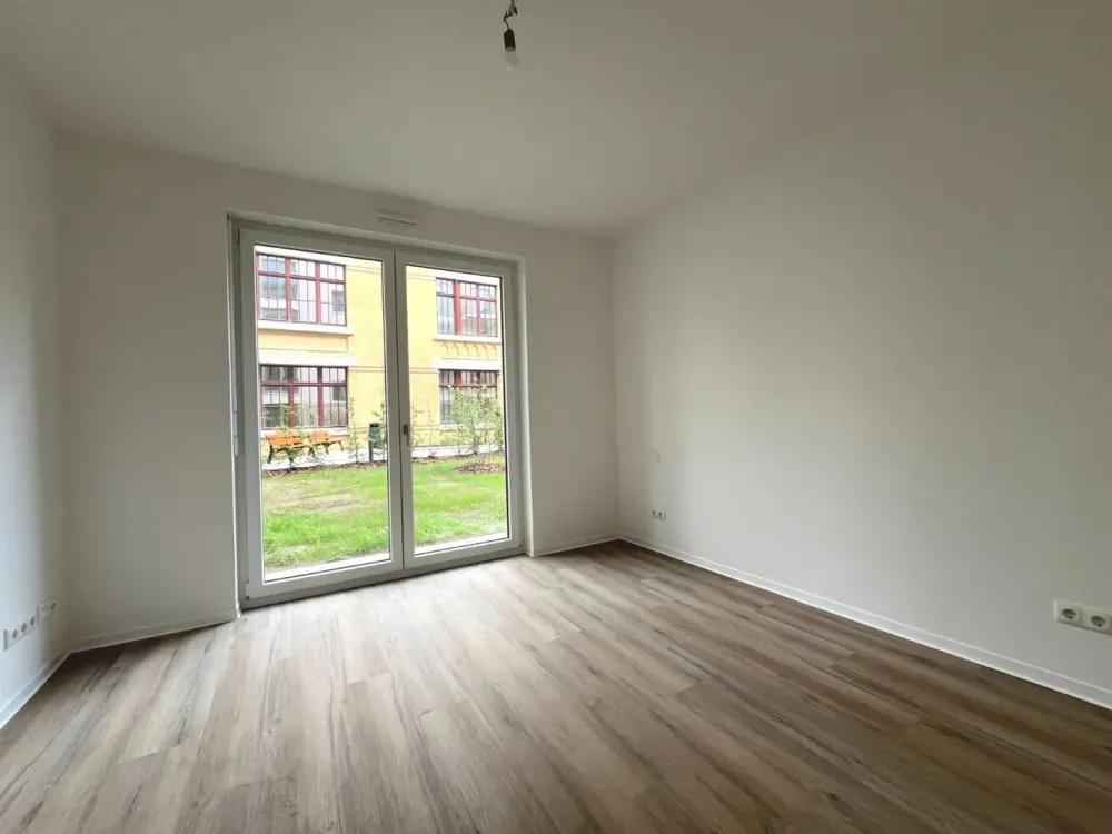 New Build! Spacious 2-Room Apartment with Terrace in Zentrum-Ost | Optional with Fitted Kitchen