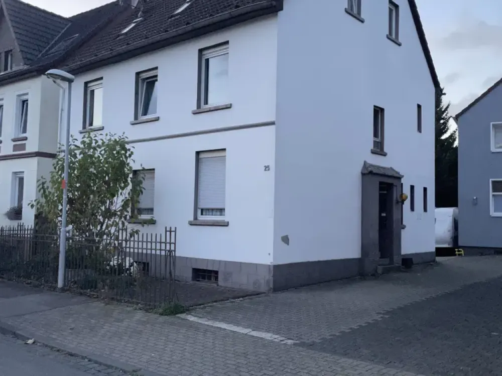 Ansprechende, vollständig renovierte 3-Zimmer-Wohnung in Leverkusen Schlebusch