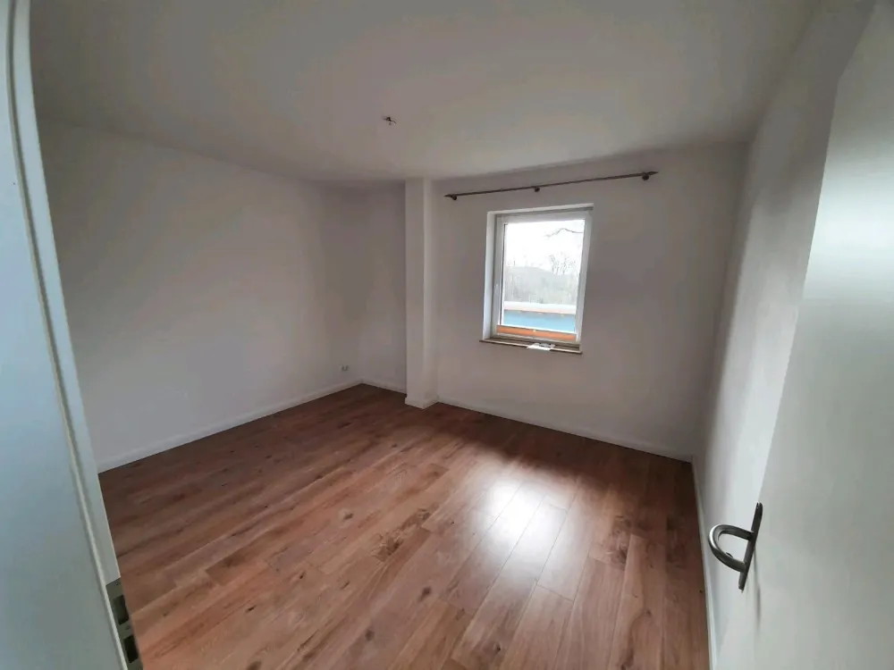 Modern 4-Room Maisonette Apartment, Heat Pump + Air Conditioning