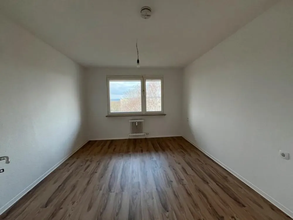 Your New Home: Attractive 2-Room Apartment