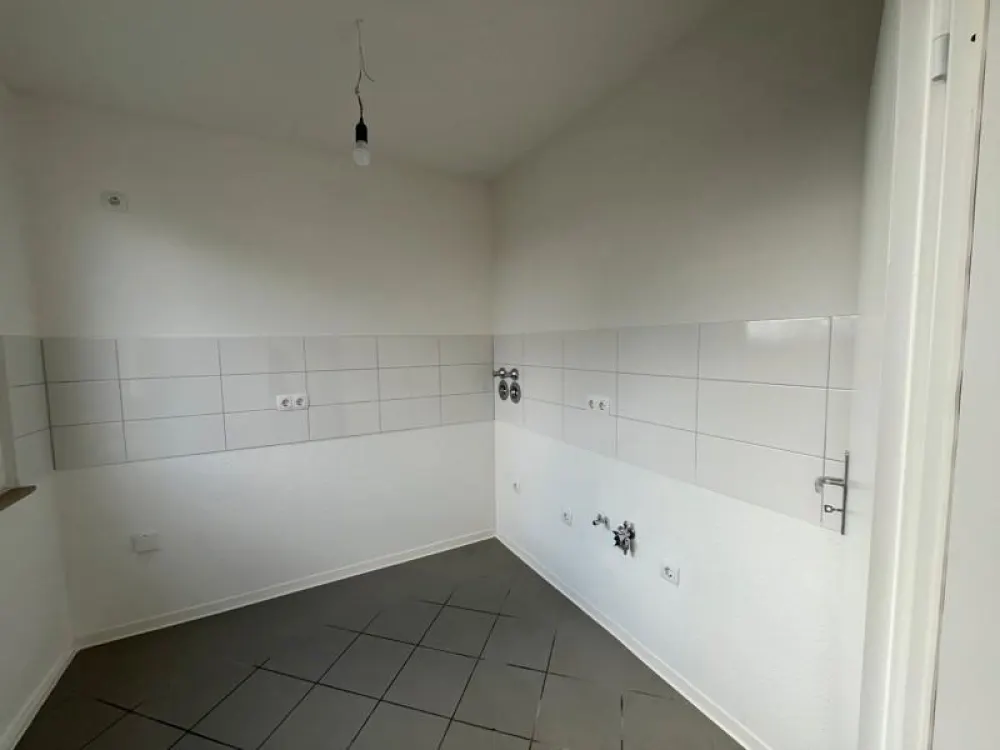 Your New Home: Attractive 2-Room Apartment