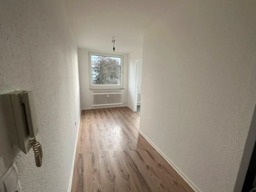 Your New Home: Attractive 2-Room Apartment
